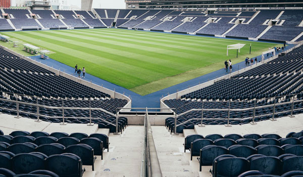 stadium-pexels-photo-3571569
